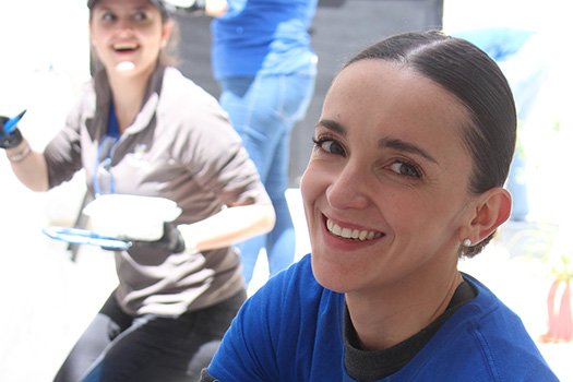 Valero employees volunteering in Mexico.