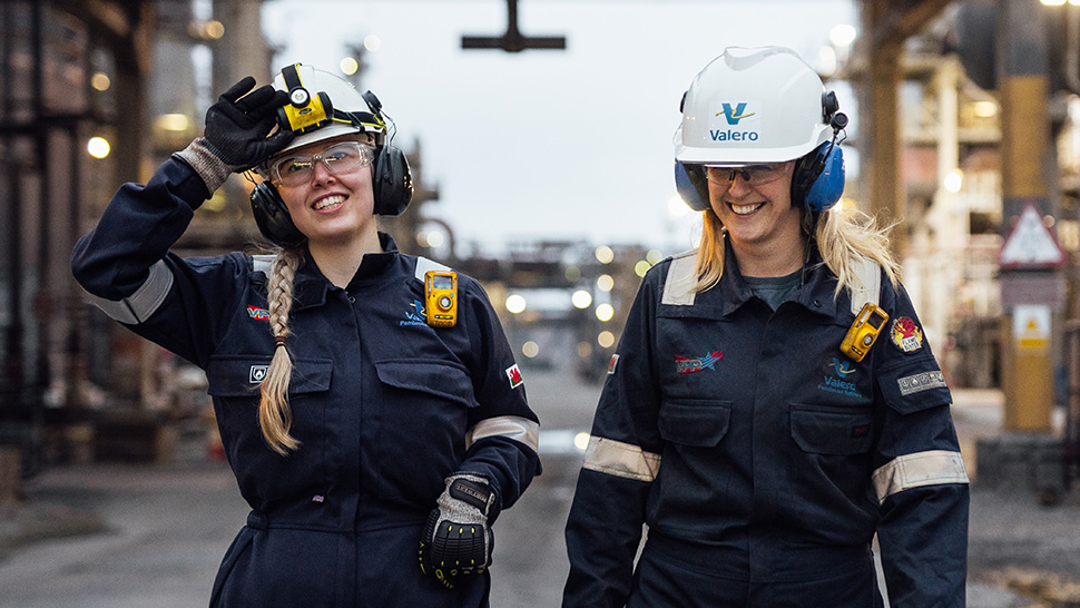 Students at Pembroke refinery