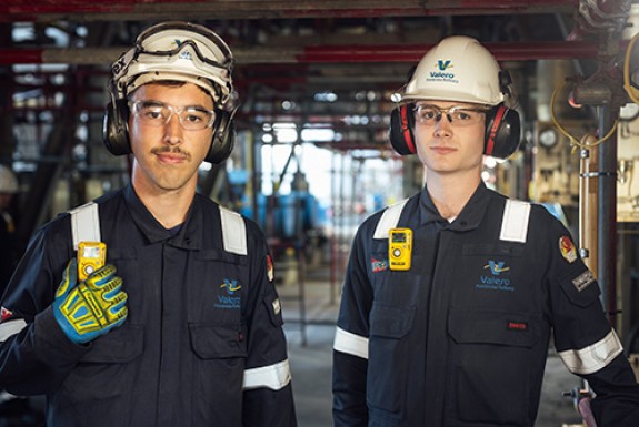 Students at Valero's Pembroke refinery