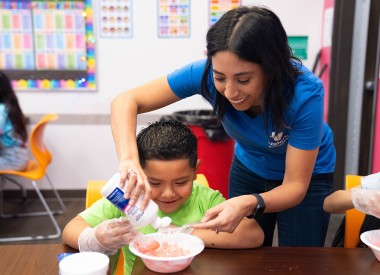 Valero volunteer helping at Boys & Girls Club